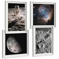 Wallfluent 4-Delige Schilderij Set - Foto'S Van Astronautenvoetafdrukken Op De Maan - 40 x 40 En 40 x 60 - Moderne Wanddecoratie - Slaapkamer - Stijlvolle Muurdecoratie