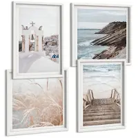Wallfluent 4-Delige Schilderij Set - Uitzicht Op De Zee En De Architectuur Van Santorini Tegen De Hemel. - 40 x 40 En 40 x 60 - Wanddecoratie - Moderne Interieurdecoratie - Moderne Wanddecoratie