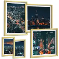 Wallfluent 5-Delige Schilderij Set - Nachtelijke Uitzichten Op Moderne Steden En Hun Architectuur - 50 x 50 cm, 20 x 30 cm En 40 x 60 cm - Wanddecoratie - Schilderijen Set - Interieur - Muurdecoratie