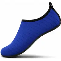 BOTC Waterschoenen Volwassenen - Unisex Watersokken met Anti-Slip Zool - Sneldrogend & Ademend - Strandschoenen voor Zwemmen, Surfen & Strand - Donkerblauw - Maat 40/41