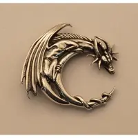 925 Zilveren hanger draak op maan - zilver hangertje maan met draakje - silver pendant moon with dragon - leuke draken kettingen - bedel voor aan ketting van een draak - stoere hanger draak