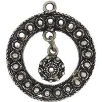 Zeeuws Meisje - Zeeuwse knop hanger circkel met zeeuwse knoopjes en los zeeuws knopje erin