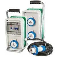 FANTON Quadro Eolo Asc: Draagbare stroomdistributiebox met statief, 3 industriële stopcontacten, IP67-bescherming