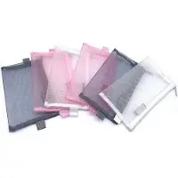 Benza Ibenzoa Mesh-etui-set, 6-delig – Ruime etuis met rits, 20 x 11,5 cm, 2x grijs / 2x roze / 2x wit, lichtgewicht en opvouwbaar, geschikt voor school en kantoor