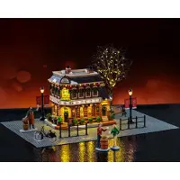 Lemax Dani's pub set, incl. adaptor 74254, 550 ma (white) ornament