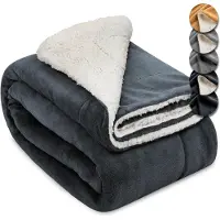 Famanu - Plaid Fluffy Winter Fleece - Houdt je warm tijdens koude dagen - Zacht en comfortabel - Antraciet/Wit