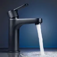Unyqoos Wastafelmengkraan, matzwart, uitloophoogte 112 mm, enkeldraaibare mengkraan van messing, inclusief 50 cm koud-/warmwateraansluitingen van 3/8 inch, waterbesparend
