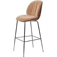 Gubi Beetle Soft barkruk 75 cm voorzijde gestoffeerd Belsuede Dedar 132-gevernist notenhout-zwart chroom