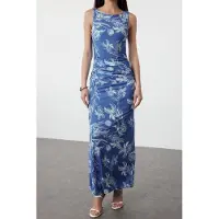 Trendyol Jurk blauw / wit