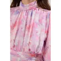 Trendyol Jurk sering / pink / rosa / wit