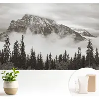 Wallfluent Fotobehang - Zwart-Wit Vliesbehang - 104x70 cm - Berglandschap Muurschildering - Gang behang Landschappen - Fotobehang Vlies - Slaapkamer behang
