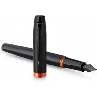 Parker IM Vibrant Rings vulpen | satijn zwarte lak met feloranje details | fijne punt met blauwe inkt navulling | geschenkdoos