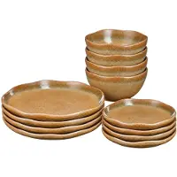Mica Decorations Volano Serviesset Bruin 12-Delig - Bordenset met Warme Aardetinten - Soepkommen voor Dagelijks Gebruik en Feestelijke Diners - Porselein - 29 x 29 x 30 cm - Bruin