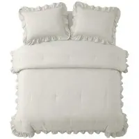 Royal Textile Lazy dekbed zonder overtrek Ruffles excl. kussensloop - Gebroken Wit - 240x200