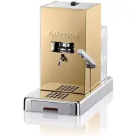 La Piccola espressomachine, met een behuizing van roestvrij staal
