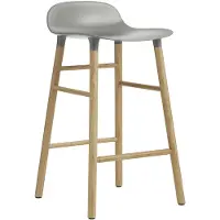 Normann Copenhagen Form Chair barkruk eiken poten grijs