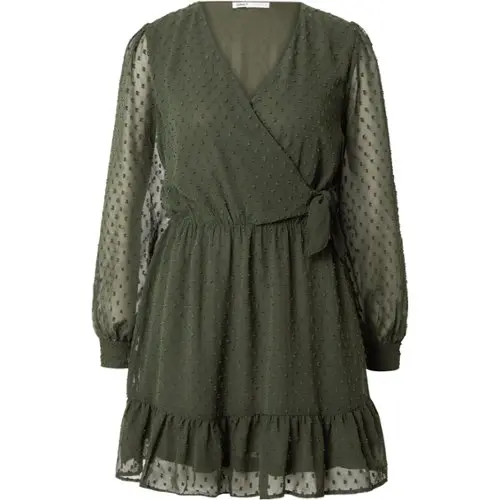 De nieuwste jurken - Main Image